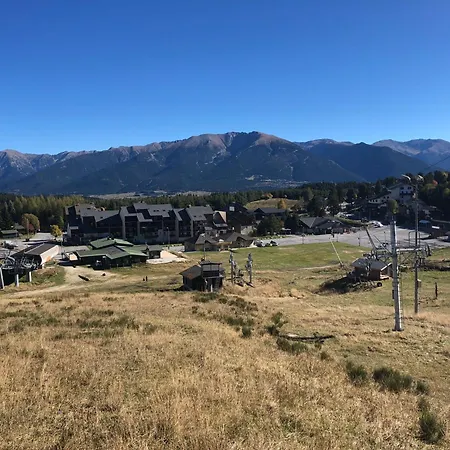 L'aire Des Montagnes Bolquere Pyrenees 2000