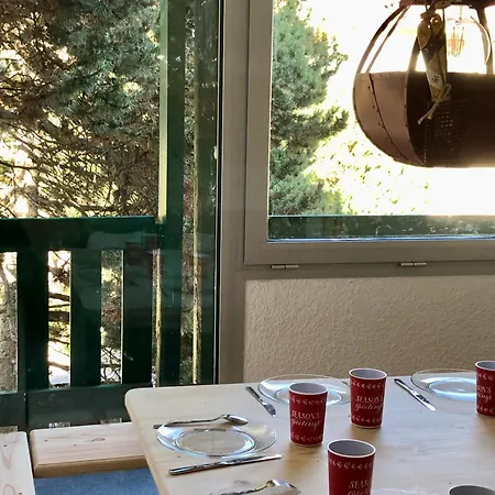 L'aire Des Montagnes Bolquere Pyrenees 2000
