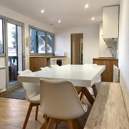 L'aire Des Montagnes Apartment *